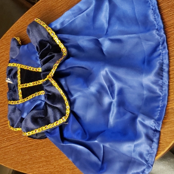 TYZEST 18 inch Doll Costumes Princess Aurora aka Sleeping Beauty and Rapunzel - Picture 2 of 7